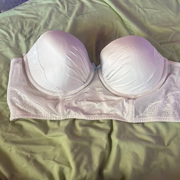 White Bra - Picture 1 of 4